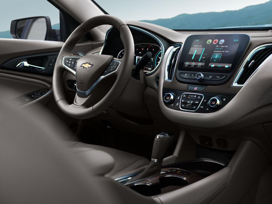  Chevrolet Malibu Premier 2016 года  (фото 14 из 23)